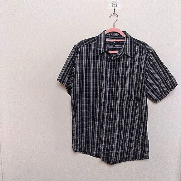 Beverly Hills Polo Club Men's Black and White Plaid Short Sleeve Button Up Shirt - Picture 2 of 11
